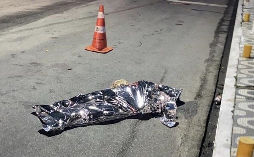 Idosa de 70 anos morre atropelada em Maceió; motorista foge sem prestar socorro