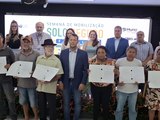Prefeitura de Murici regulariza moradias de 40 famílias em ação da 'Semana Solo Seguro Favela