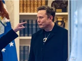 Questionado, Trump não descarta deportar Musk: 'Vamos ter que dar uma olhada nisso'