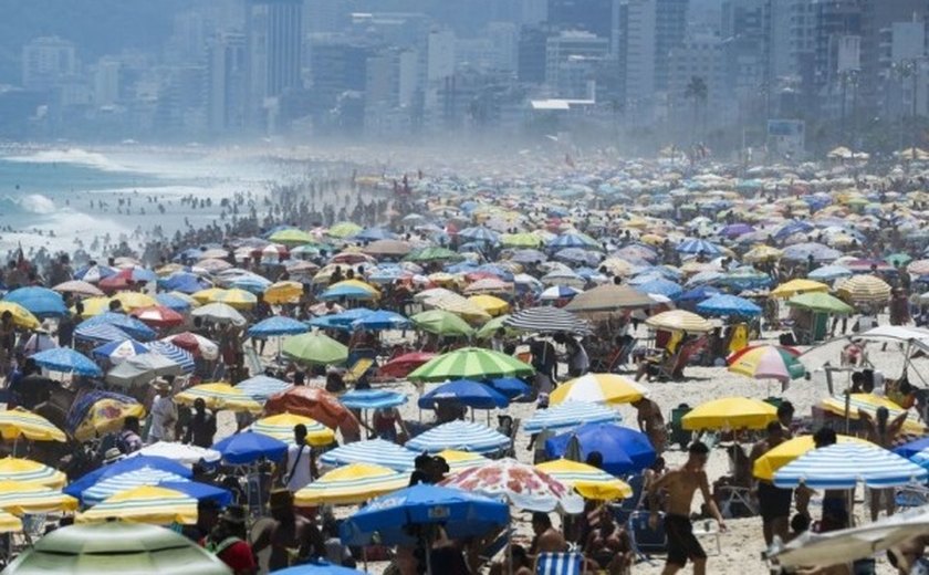 Verão começa hoje e deve ser de calor intenso e pancadas de chuva