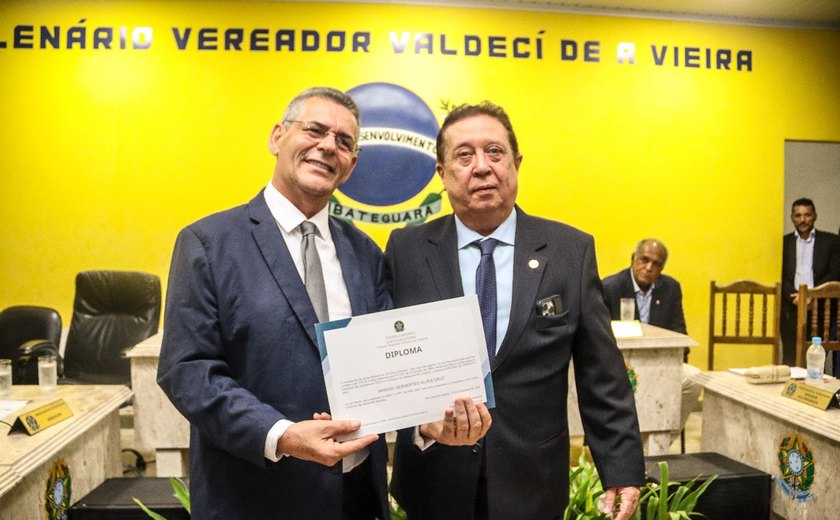 Prefeito eleito de Ibateguara, Geo Cruz é diplomado nesta quarta-feira (18)