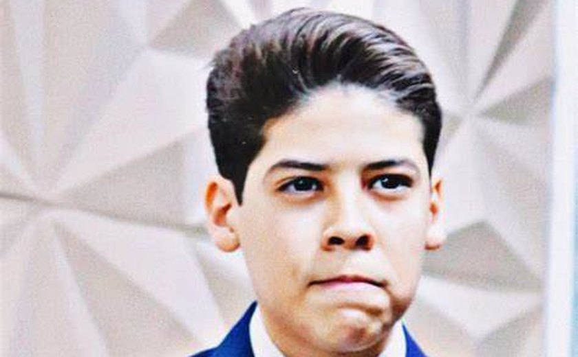 Vídeos de missionário mirim ‘traduzindo’ anjos causam divisão na igreja e nas redes sociais