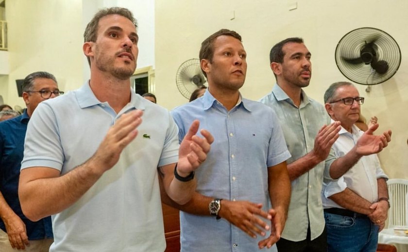 Olavo Neto comparece à missa dos festejos a Nossa Senhora da Graça