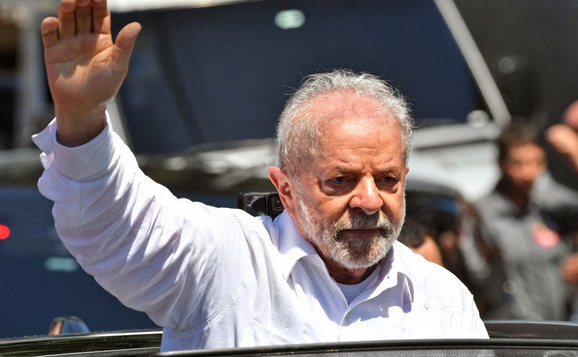 Terceiro pedido de impeachment de Lula é protocolado na Câmara por questões ligadas ao INSS