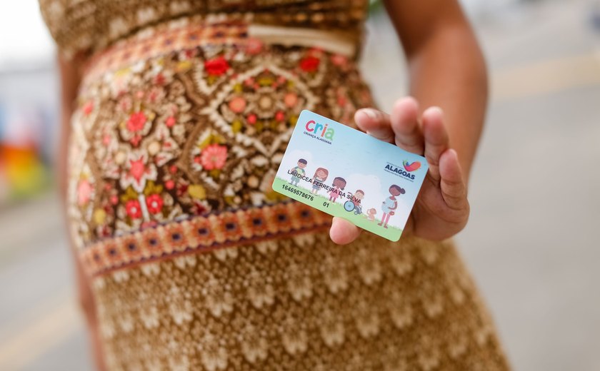 Cartão Cria: 13º no valor de R$ 300 começa a ser pago hoje