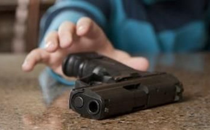 Criança de 11 anos atira acidentalmente em colega durante brincadeira em SP