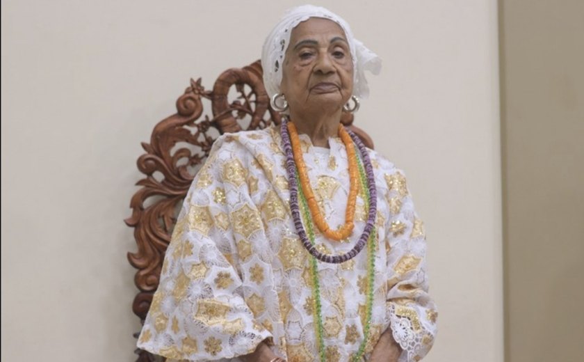 Polícia Civil abre inquérito para apurar ameaças de morte a ialorixá de 91 anos em Alagoas