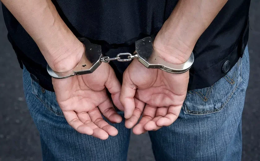 Adolescente sofre tentativa de estupro ao lado da filha de um ano em São José da Laje