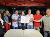 Ordem de Serviço para pavimentação nas ruas do Conjunto Santa Rita é assinada em Ibateguara