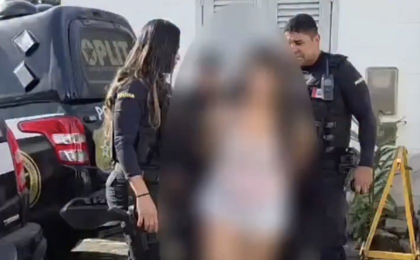 Polícia prende mulher suspeita de envolvimento em homicídio com corpo carbonizado em Marechal Deodoro