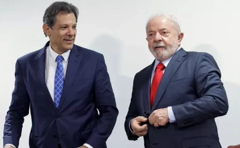 Brasil está em um cenário insustentável de dívida, diz Srour