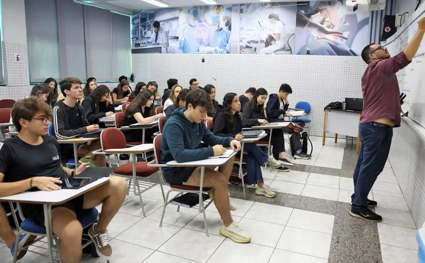Convocação da lista de espera do Fies 2025 será divulgada nesta terça