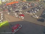 Câmera registra momento em que homem foi baleado em estacionamento de shopping de Maceió