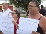 Moradores do São Jorge bloqueiam avenida em Maceió em protesto por melhorias no transporte