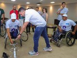 Paratletas recebem cadeiras de rodas de alta performance do Governo de Alagoas