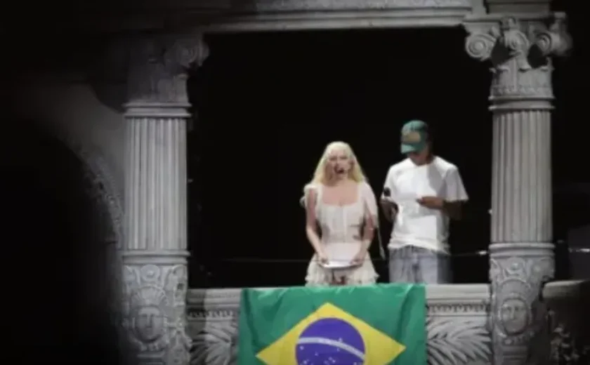 Quem é Nicolas, brasileiro que leu carta em show de Lady Gaga no Rio
