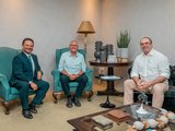 Governador em exercício recebe senador Renan Calheiros e Luciano Barbosa em 1º dia