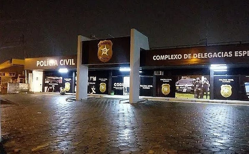 Jovem preso é suspeito de se masturbar e praticar sexo oral em amigo desacordado