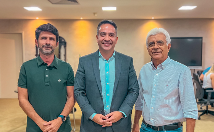 Junior Menezes participa de reunião com o governador Paulo Dantas para tratar da continuidade de obras