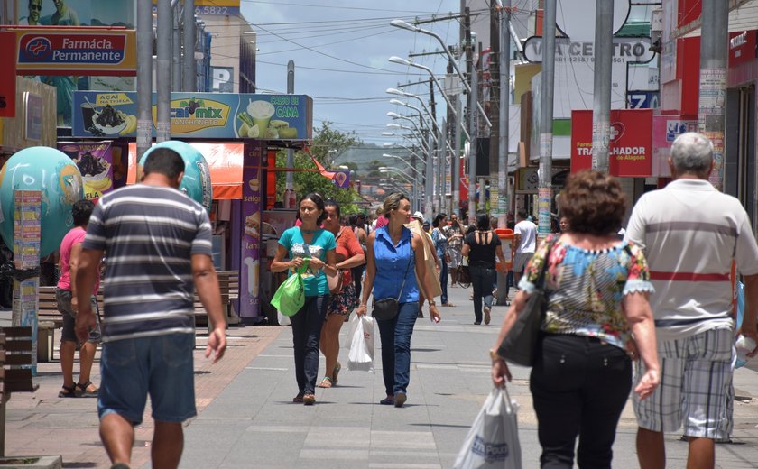 Homem beija mulher a força e é preso no Centro de Maceió
