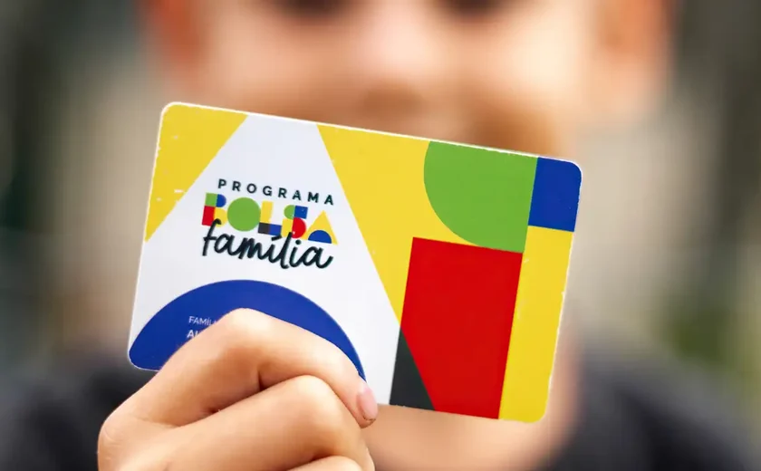 Caixa paga Bolsa Família a beneficiários com NIS de final 3
