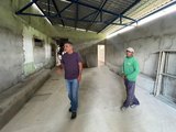 Prefeito de Branquinha acompanha reestruturação de mais uma escola na zona rural