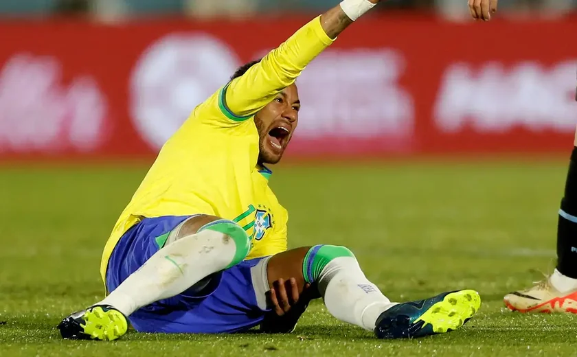 Neymar está fora da Copa América de 2024, diz médico da seleção