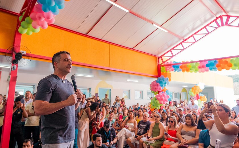 Paulo Dantas entrega a 67ª Creche Cria, em Maribondo