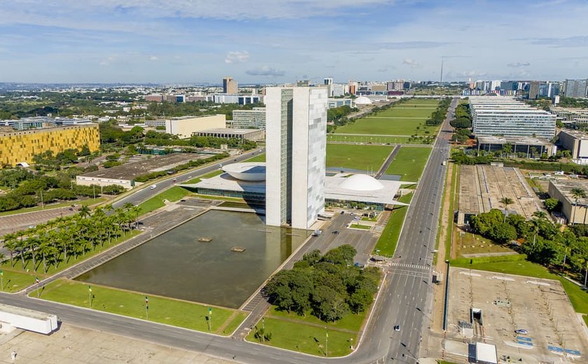 Câmara vota isenção de IR para quem ganha até R$ 5 mil nesta semana
