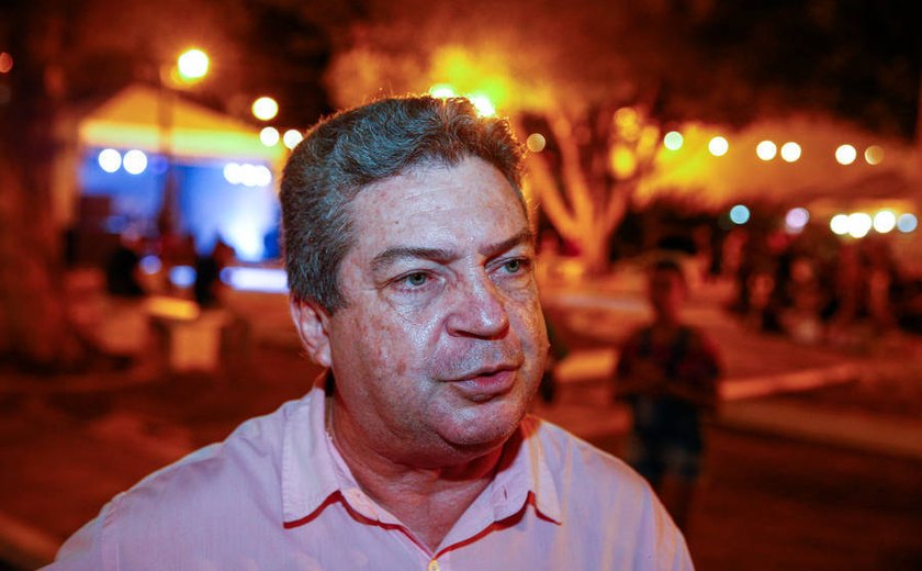 Não haverá composição do PT com o MDB, diz Ricardo Barbosa