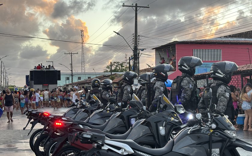 Litoral Norte tem reforço no policiamento durante segunda-feira de Carnaval