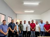 Prefeito e vice-prefeito de Branquinha se reúnem com vereadores