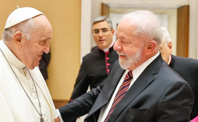 Lula decreta luto oficial de sete dias pela morte do papa Francisco