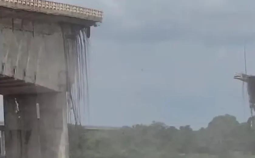 Ponte entre os estado do Tocantins e Maranhão desaba