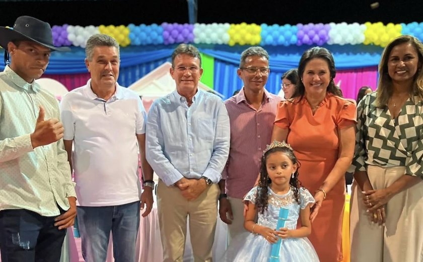 Educação de Branquinha realiza formatura do ABC e conclusão de formações