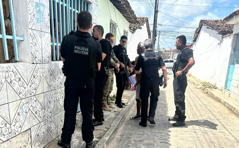 Secretário Flávio Saraiva acompanha diligências para prender autores de triplo homicídio no Clima Bom