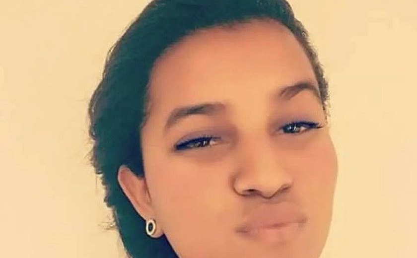 Pai de jovem envenenada diz que ela comentou sobre bombom antes de morrer