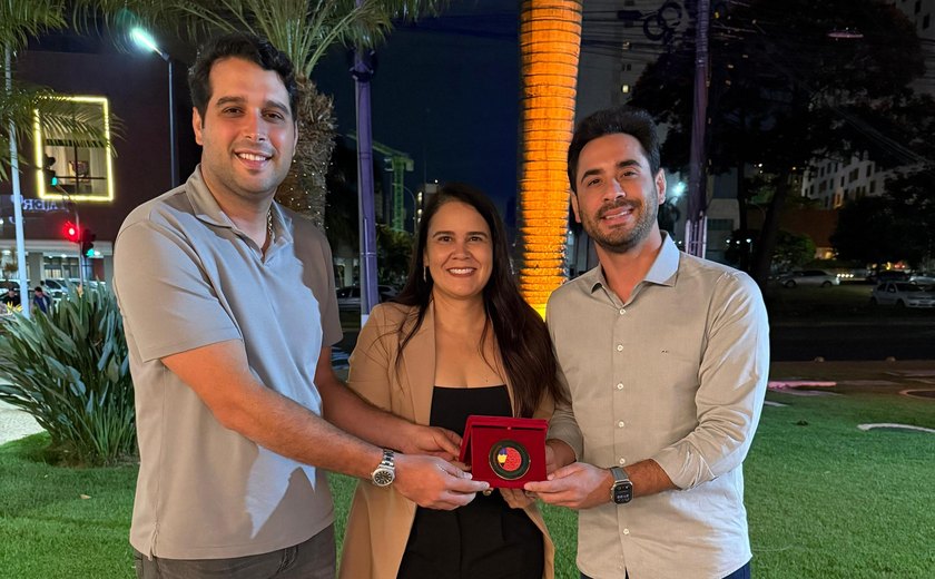 Santana do Mundaú recebe Selo Ouro pelo Compromisso Nacional com a Alfabetização
