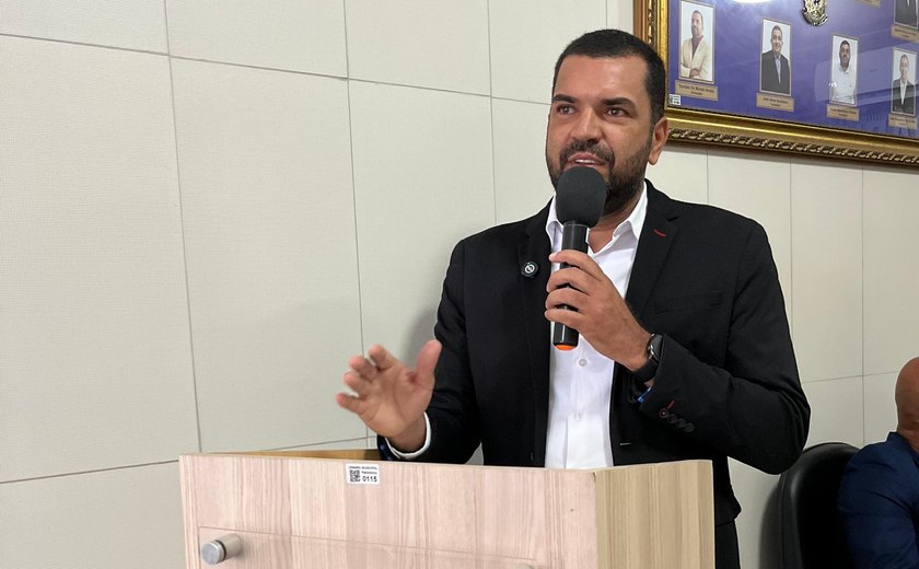 Vice-prefeito eleito de Santana do Mundaú se despede da Câmara Municipal