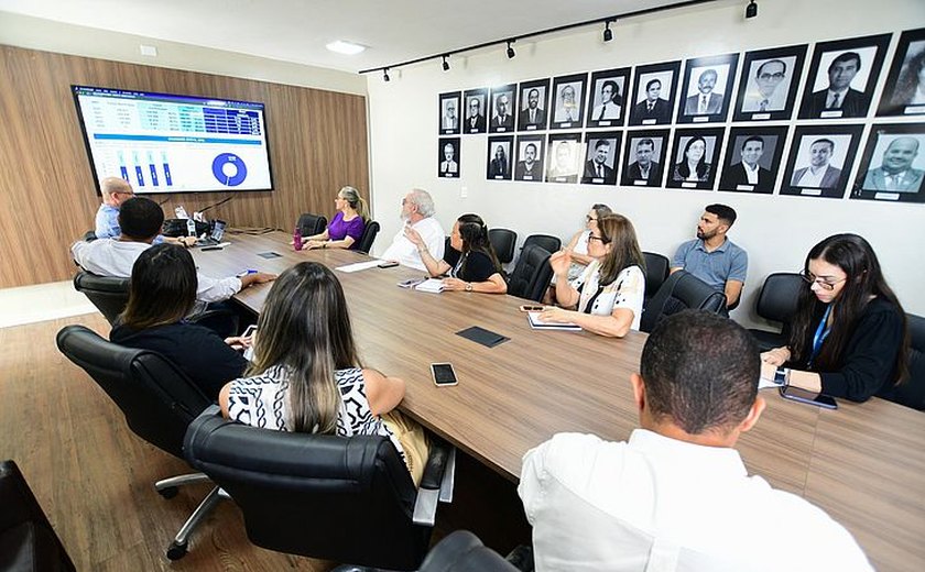 Com aumento de casos, Sesau faz reunião para avaliar situação da Covid-19 em Alagoas