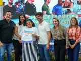 Junior Menezes cumpre promessa e oferece curso de fotografia para estudantes do programa Emprega Mais Alagoas
