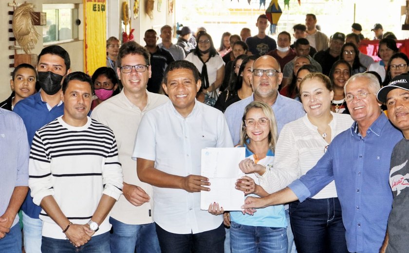 Prefeitura de Palmeira dos Índios assina ordem licitatória para obras de melhorias na Educação