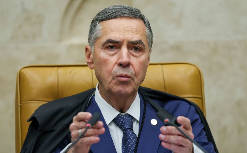 Ministro do STF autoriza enfermeiros a auxiliar aborto legal e proíbe punição