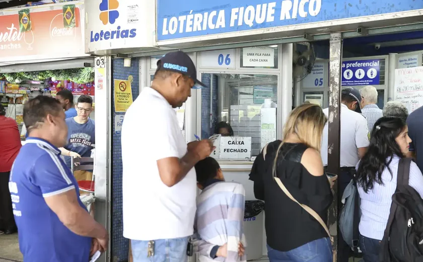 Aposta da Mega da Virada pode ser feita até ás 17h de amanhã; sorteio é à noite