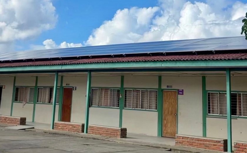 Prefeitura de Branquinha instala sistema de energia solar nas escolas