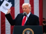 Justiça dos EUA libera política de Trump contra presença de trans nas Forças Armadas