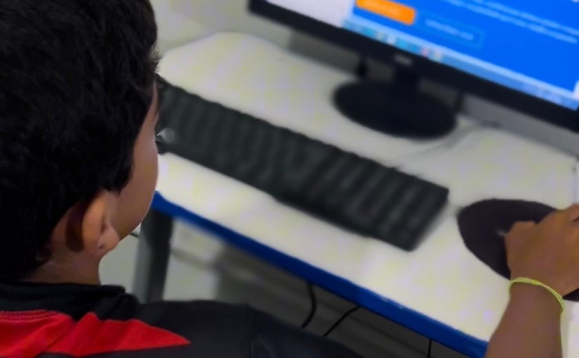Santana do Mundaú avança no ensino para uso consciente da Inteligência Artificial