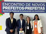 Junior Menezes comparece ao Encontro Nacional de Prefeitos e Prefeitas