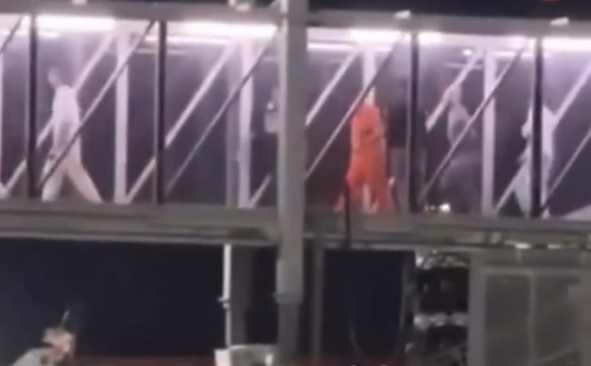 EUA usam voo comercial da Gol para deportar brasileiros pela primeira vez