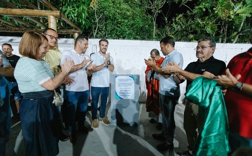 Olavo Neto entrega melhorias à estrutura da Igreja Matriz de Murici